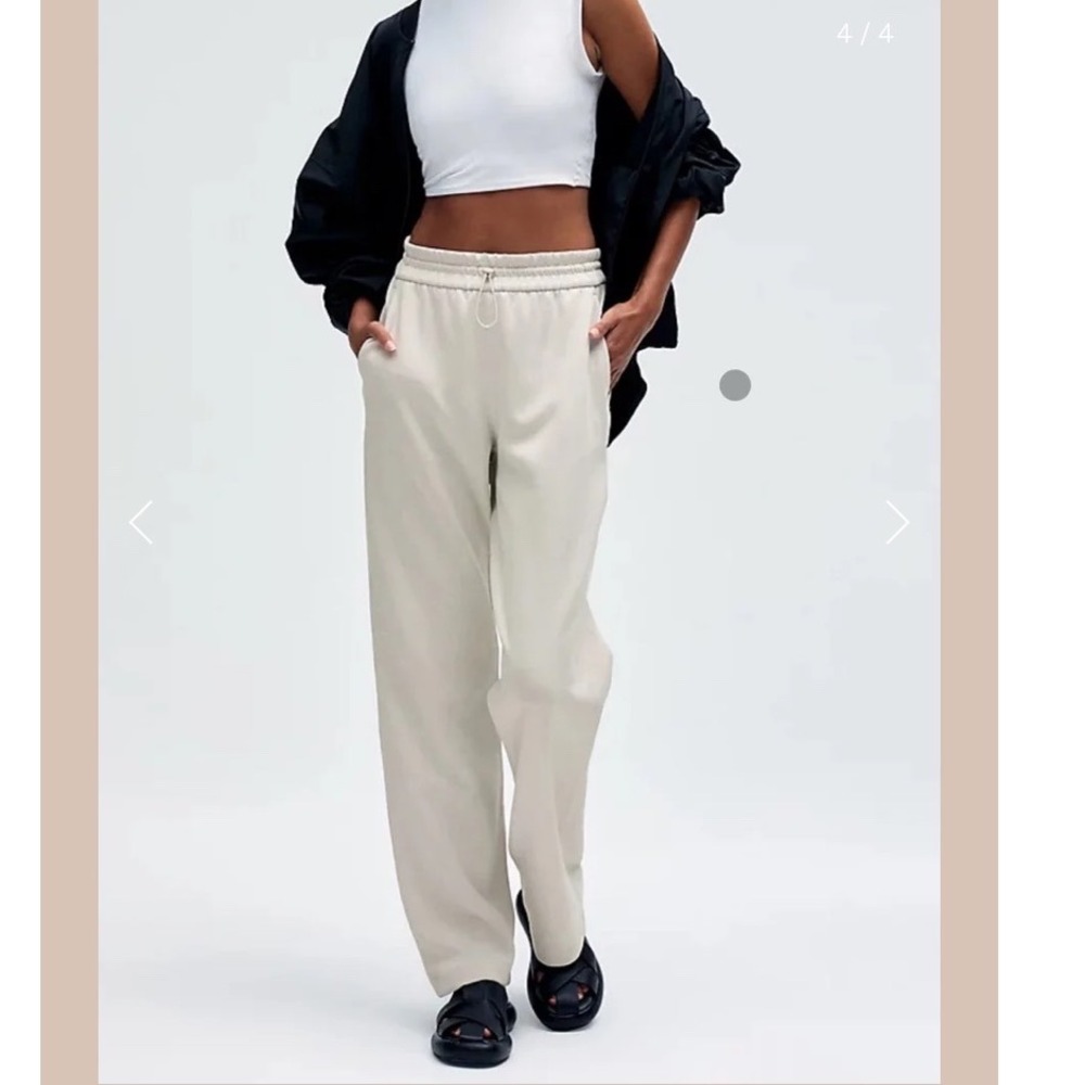 Lululemon‎ Softstreme High-Rise Straight-Leg Pant Bone Beige Size 12 LW5EGTS